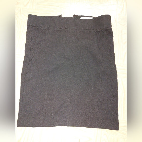 Dynamite black pencil skirt size 11 - Picture 1 of 3